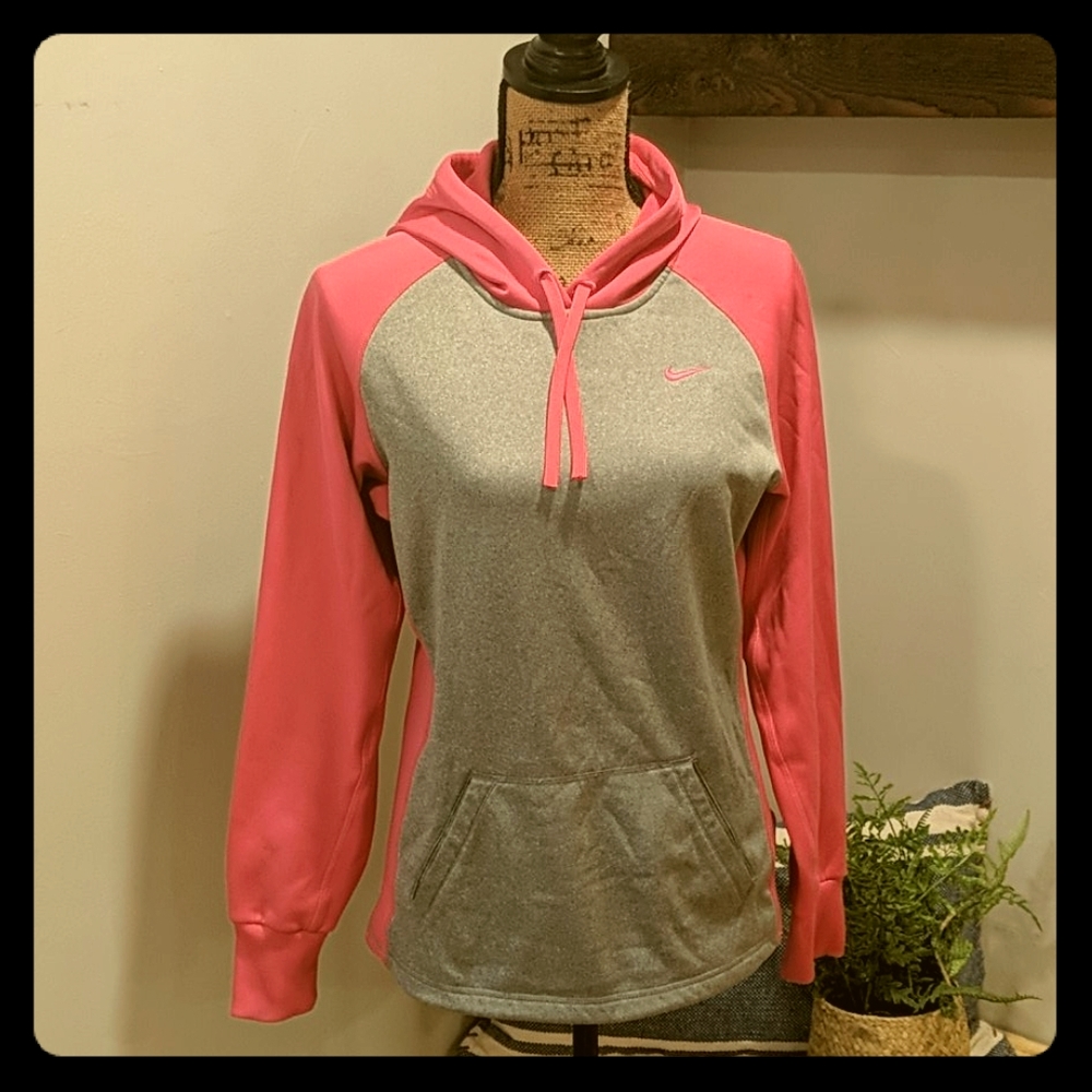 Nike Therma-Fit Hoodie